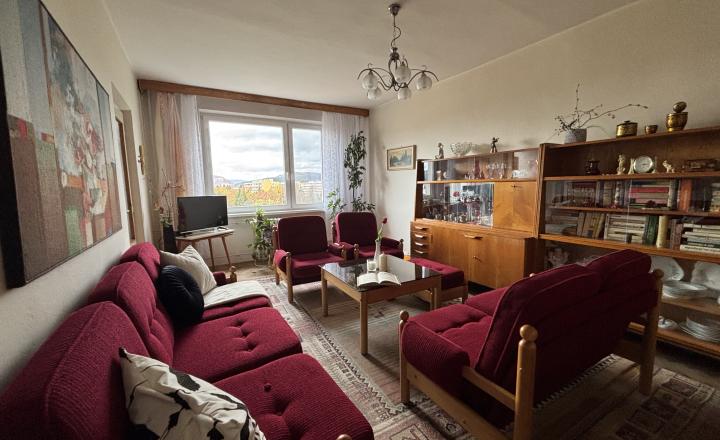 Priestranný 2-izbový byt s lodžiou a balkónom Hliny VI REZERVOVANÉ! - fotografia 2
