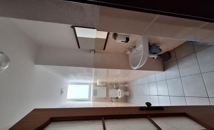 Prenajmeme halu na Košickej ulici v Žiline o výmere 400 m2 - fotografia 16