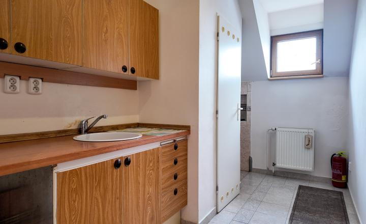 Kancelársky priestor s parkovaním v širšom centre VÝHODNÁ CENA! - fotografia 6
