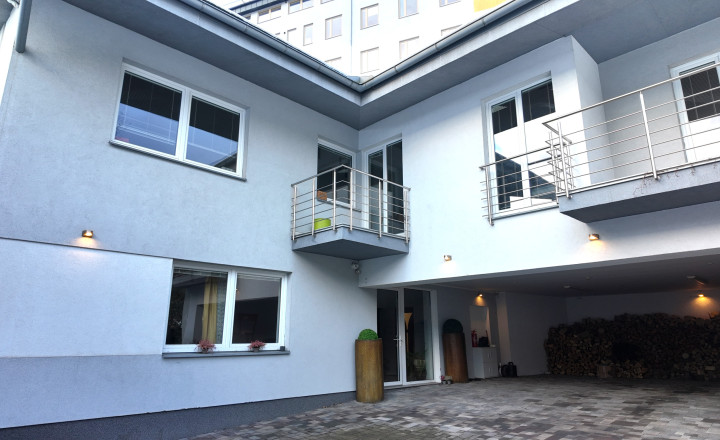 Nadštandartný  byt v  rodinnom dome širšie centrum - fotografia 15