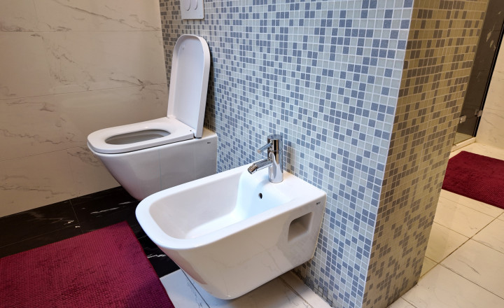 Nadštandartný  byt v  rodinnom dome širšie centrum - fotografia 14
