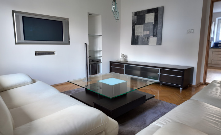 REZERVOVANÉ 🏡 2i tehlový byt priamo na Bulvári – TOP lokalita Žilina - fotografia 1
