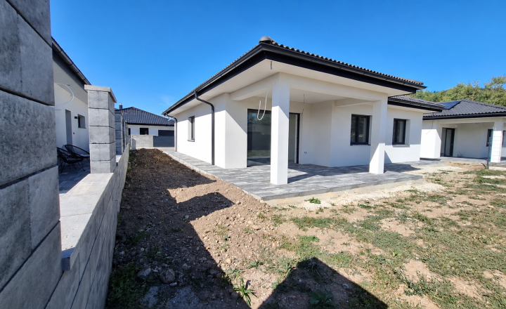 Nový nízkoenergetický bungalov - tichá časť obce Svederník - fotografia 3