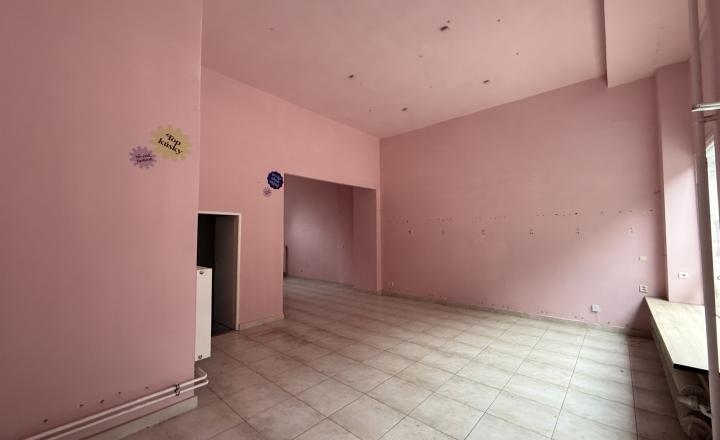 Bulvár - obchodný priestor na prenájom - fotografia 3