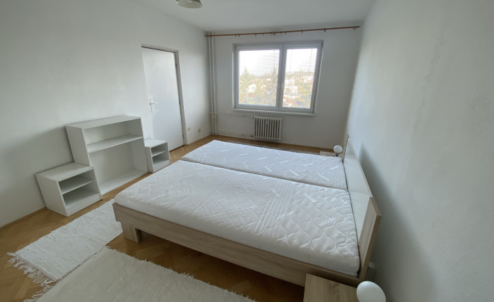 Na prenájom slnečný 2 izbový byt - Hliny 6 - fotografia 9