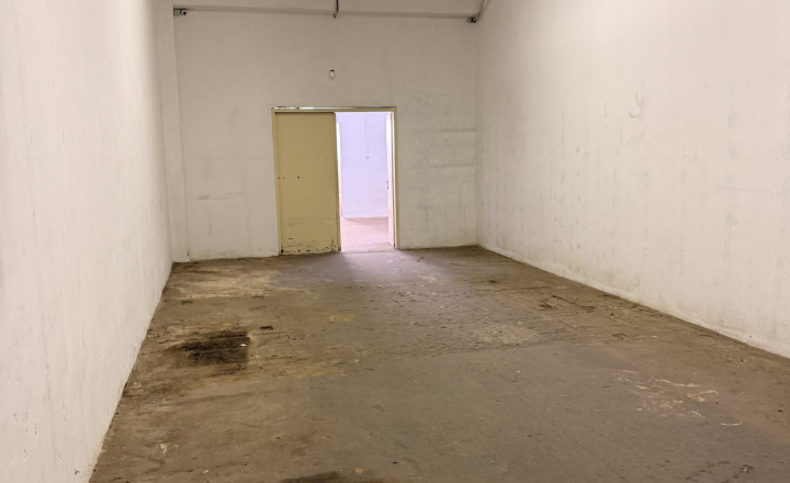 Skladovo-kancelársky objekt s rozlohou 606 m² v areáli Slovena - fotografia 9