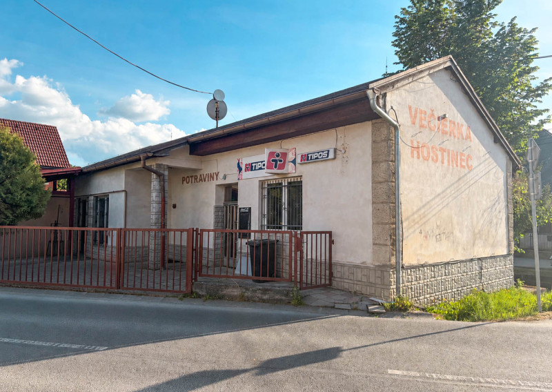 Budova obchodu a služieb - Rosina